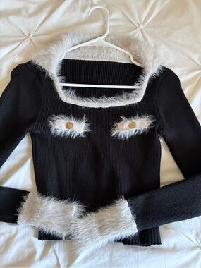 Faux-Fur Trim Black Ribbed Contrast Women's Sweater with gold buttons